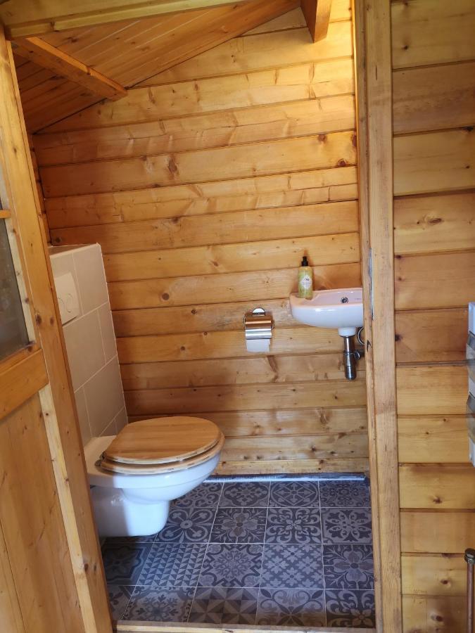 Ruime Romantische Blokhut Zwaanshoek Exterior foto